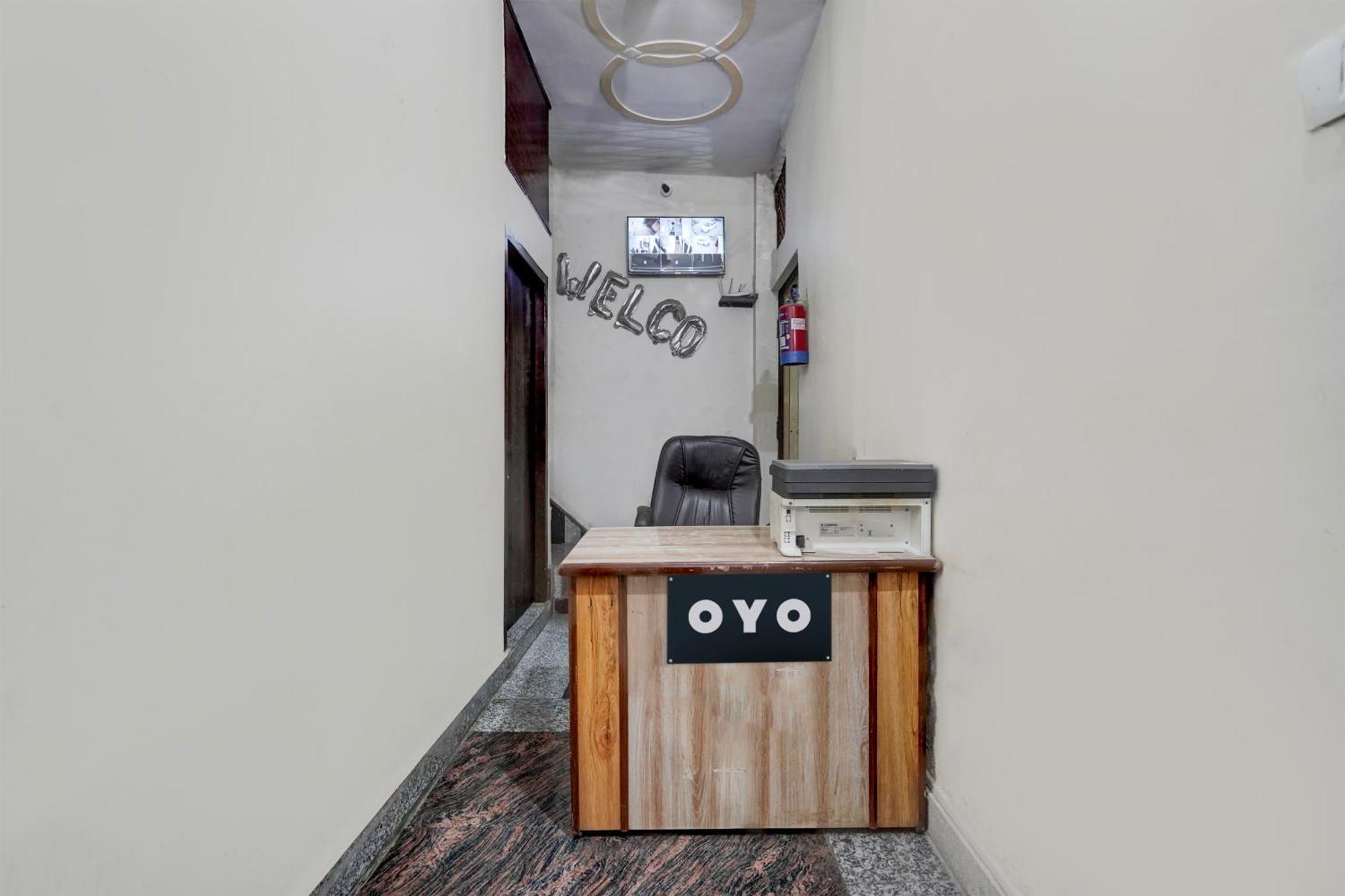 Oyo Hotel Maharaja Palace Meerut Ngoại thất bức ảnh