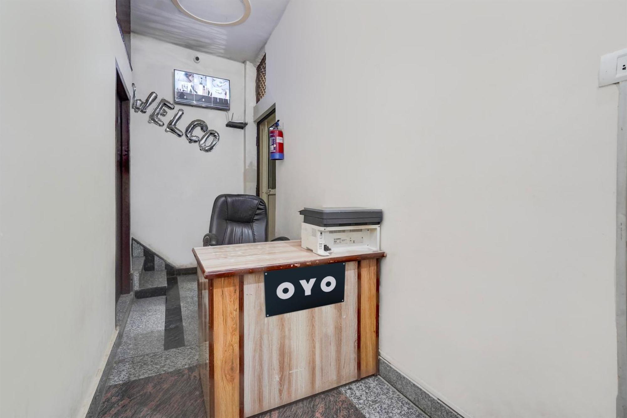 Oyo Hotel Maharaja Palace Meerut Ngoại thất bức ảnh