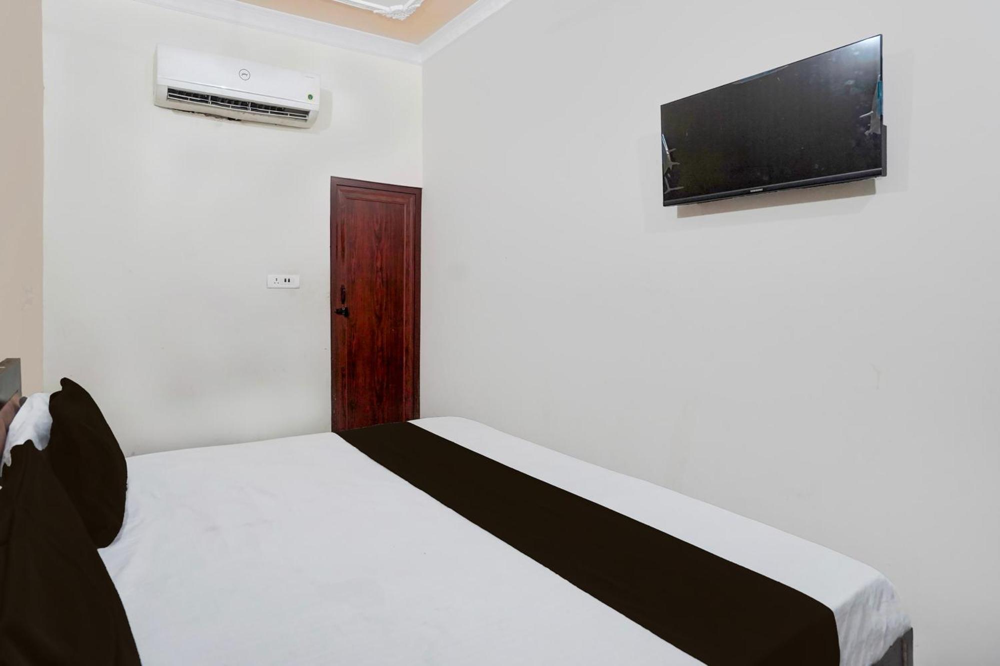 Oyo Hotel Maharaja Palace Meerut Ngoại thất bức ảnh